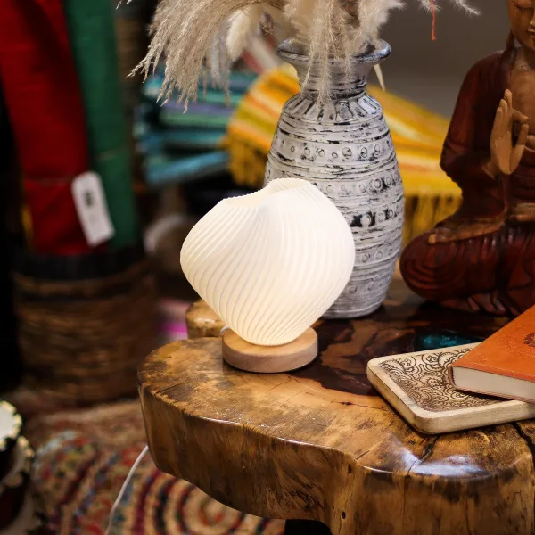 New Wave Lampa - USB-C - 3 nastavení - Zkroucená Mušle