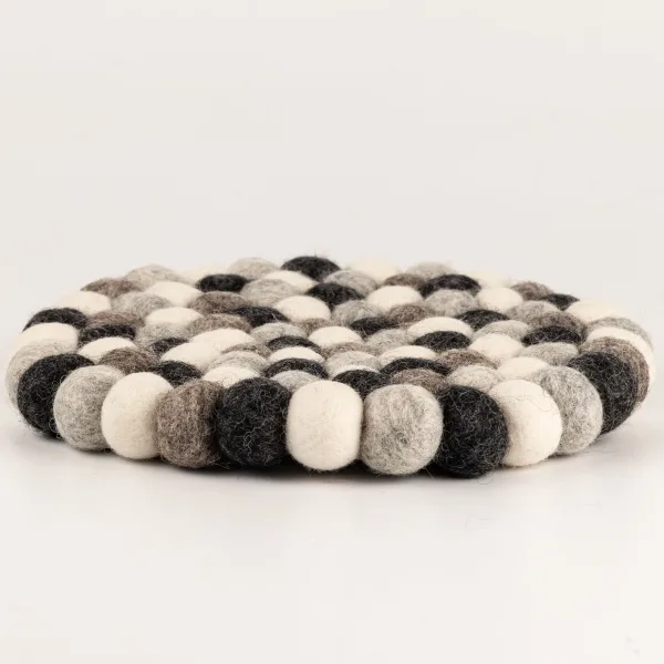 Okrouhlé Podložky z Plstěných Kuliček - 20cm - Odstíny Šedé
